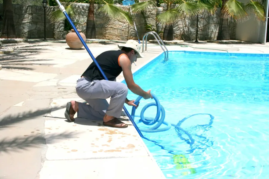 Weekly pool service